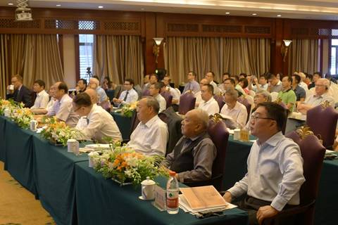 中國經(jīng)濟(jì)體制改革基金會(huì)“巴山輪會(huì)議”三十周年座談會(huì)召開